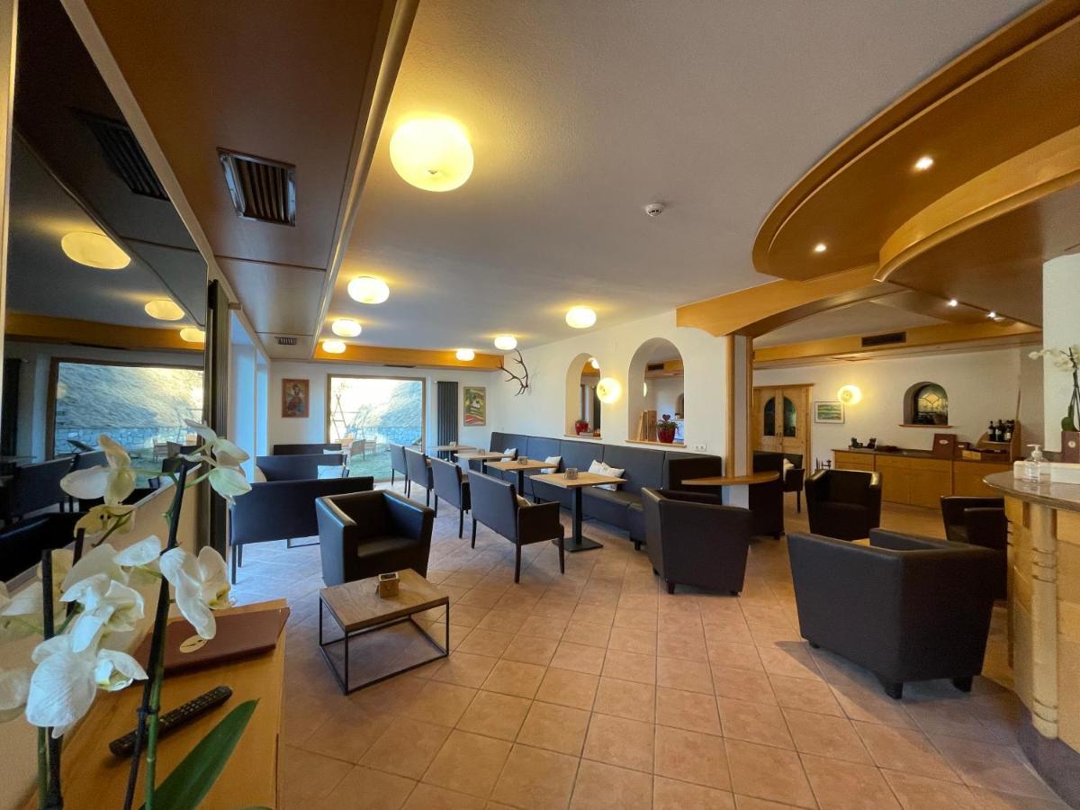 Hotel Larch 3*