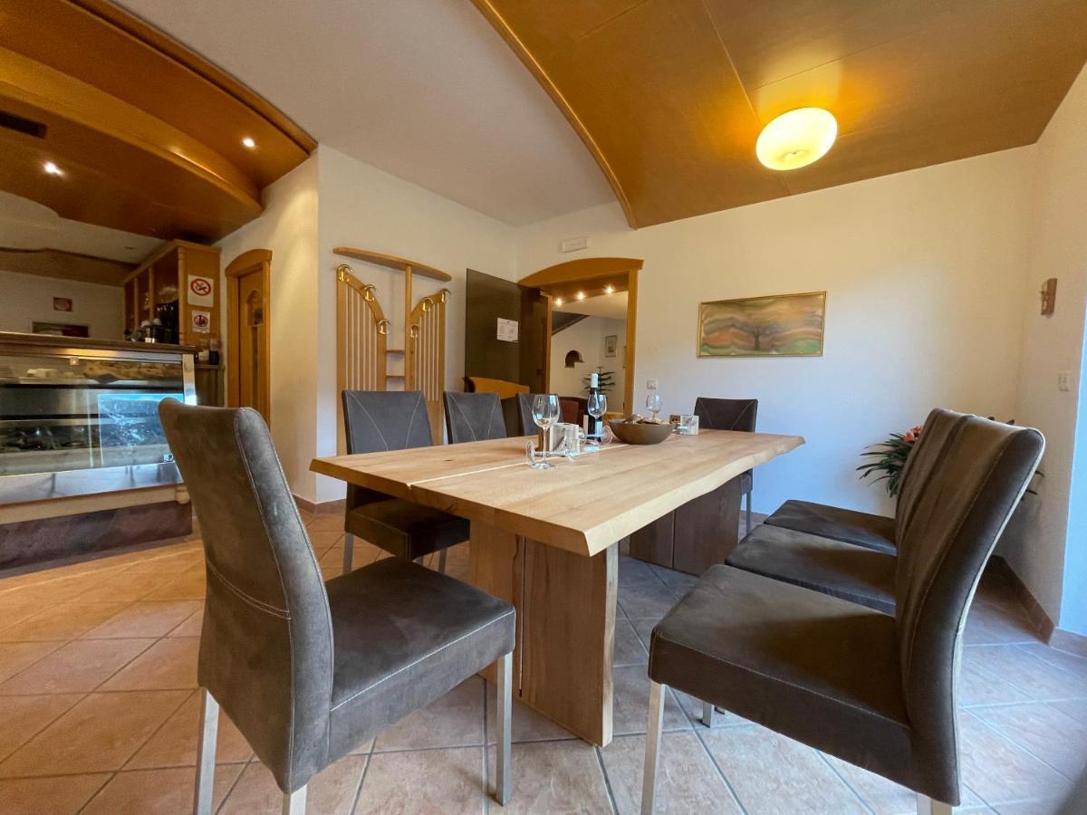 Hotel Larch 3*