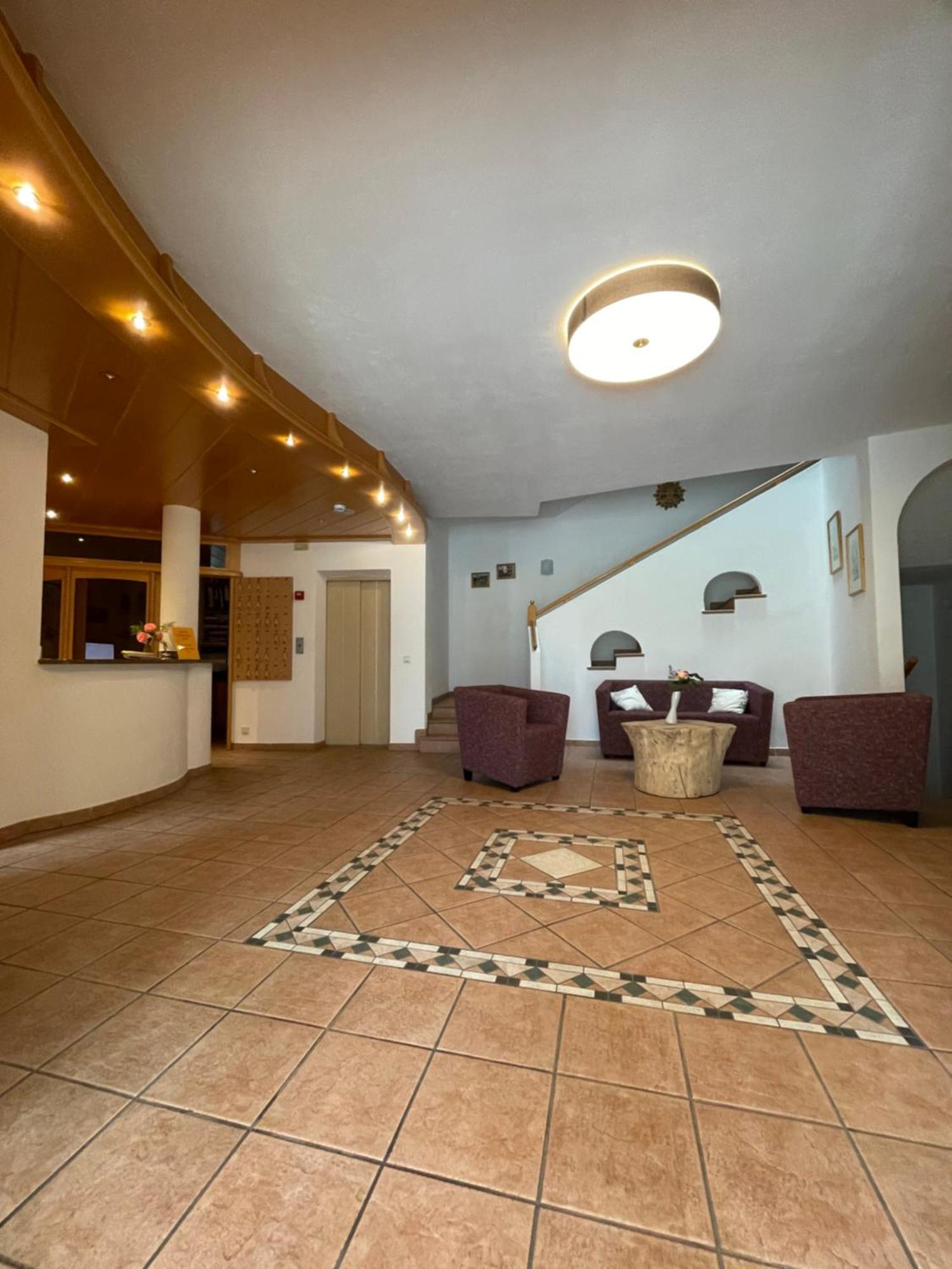 Larch Hotel