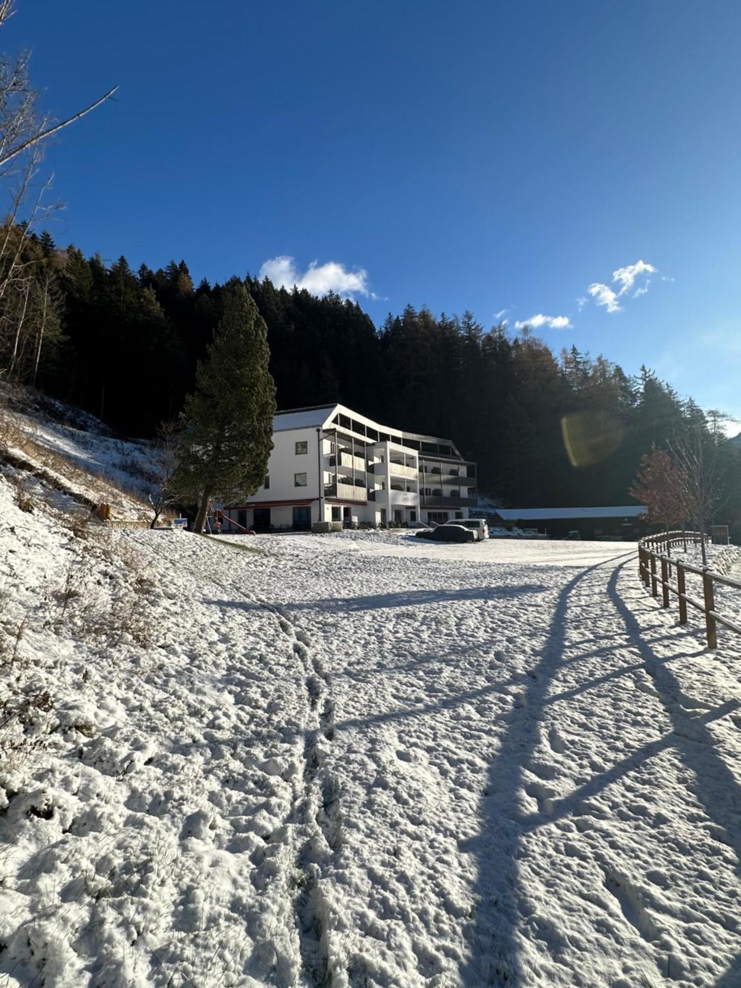 Larch Hotel 3*