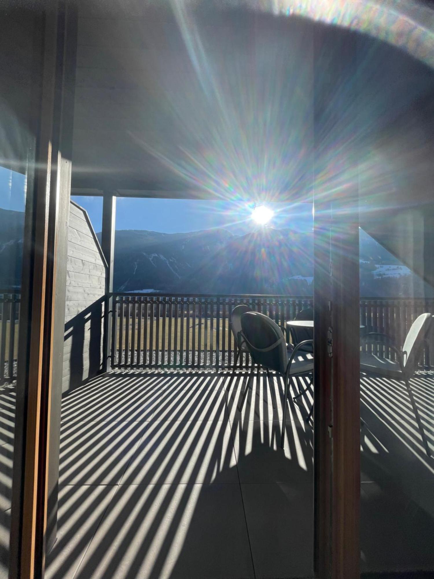 Larch Hotel 3*