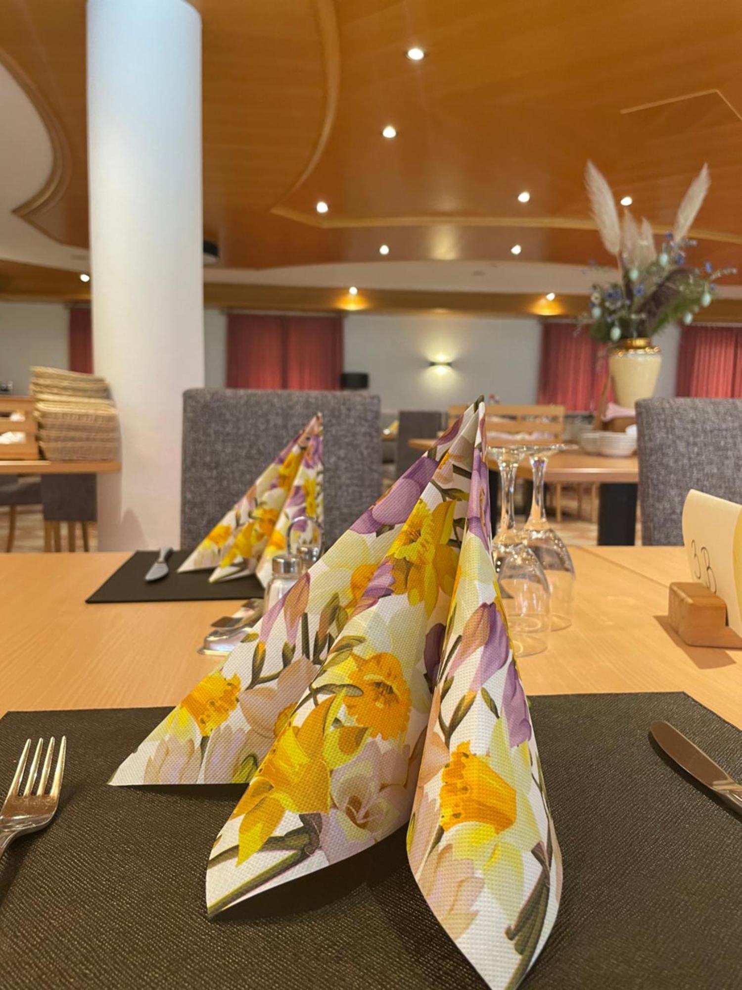 Hotel Larch 3*