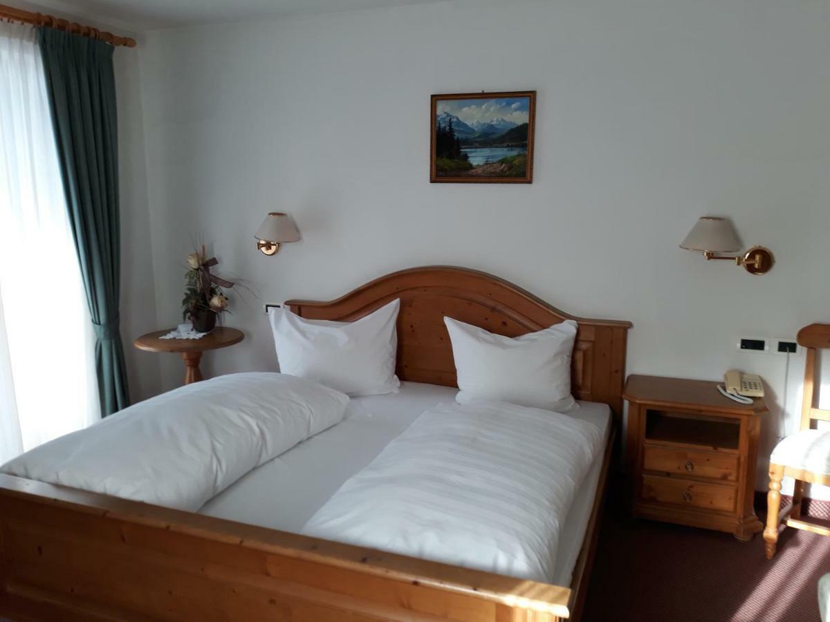 Hotel Larch 3*