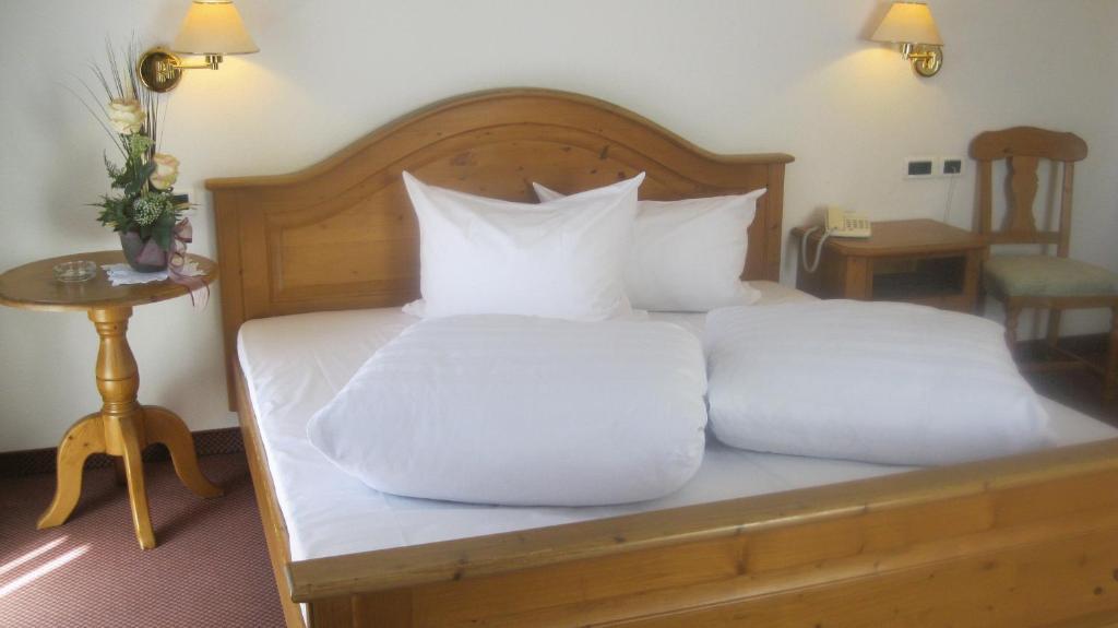 Hotel Larch Campo di Trens